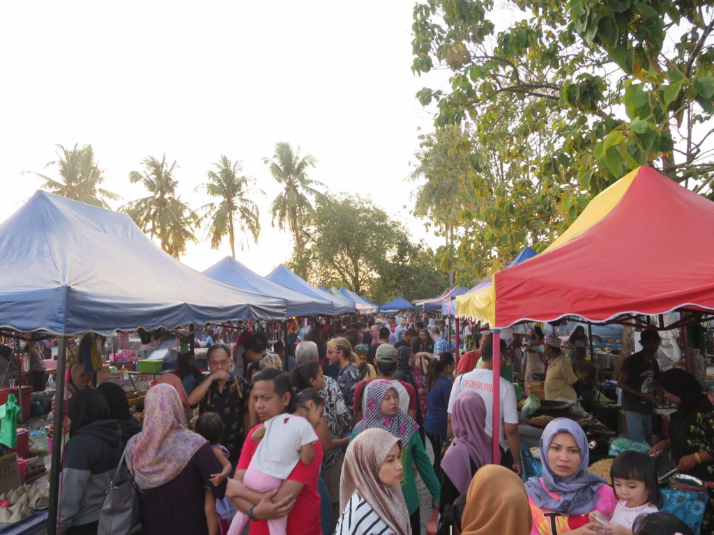 Night Foodmarket auf Langkawi