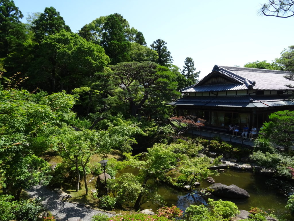 Yoshikien Gardens in Nara